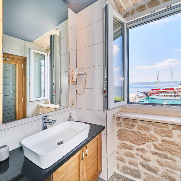 Bathroom / WC, Villa Mladenka, Villa Mladenka with Heated Infinity Pool, Dalmatia, Croatia Jesenice