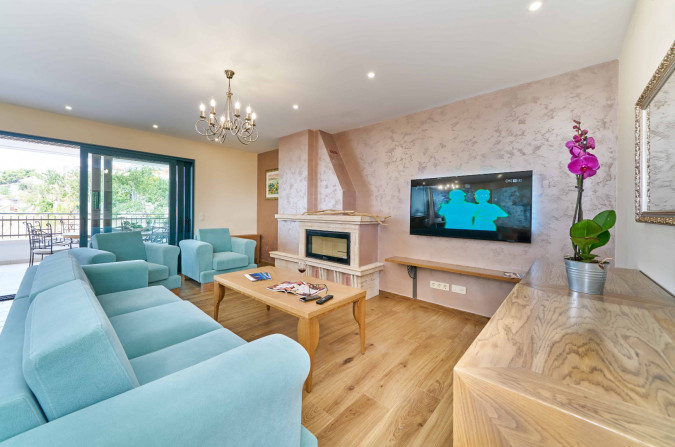 Interior, Villa Mladenka with Heated Infinity Pool, Dalmatia, Croatia Jesenice