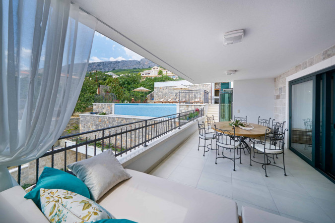 Exterior, Villa Mladenka with Heated Infinity Pool, Dalmatia, Croatia Jesenice