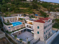 Äußeres, Villa Mladenka mit beheiztem Infinity-Pool, Dalmatien, Kroatien Jesenice